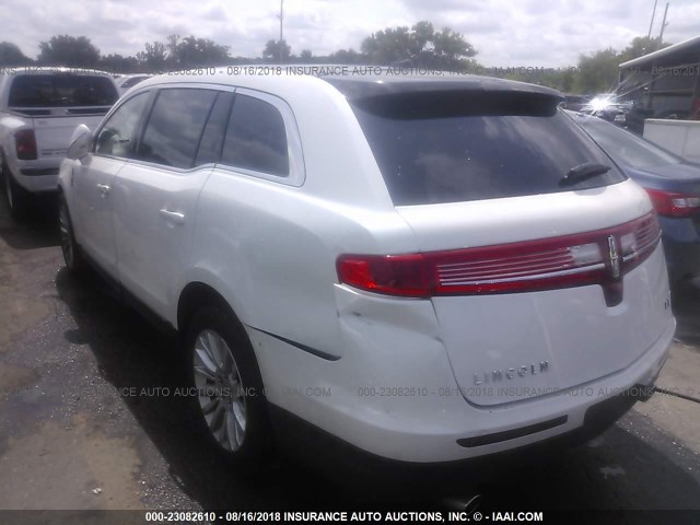 2LMHJ5FR8ABJ10362 - 2010 LINCOLN MKT WHITE photo 3