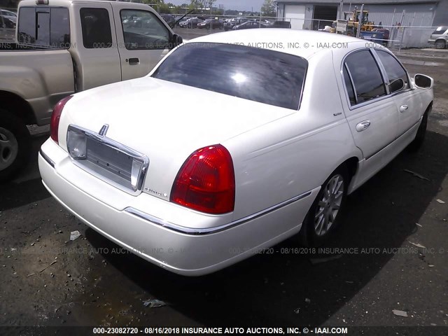 1LNHM81V67Y617913 - 2007 LINCOLN TOWN CAR SIGNATURE CREAM photo 4