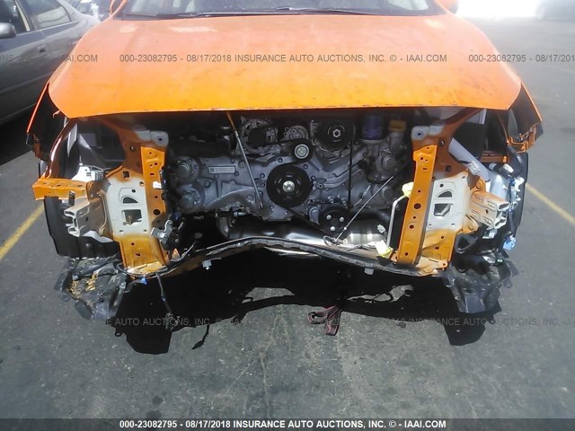 JF2GTAMC9J8281204 - 2018 SUBARU CROSSTREK LIMITED ORANGE photo 6