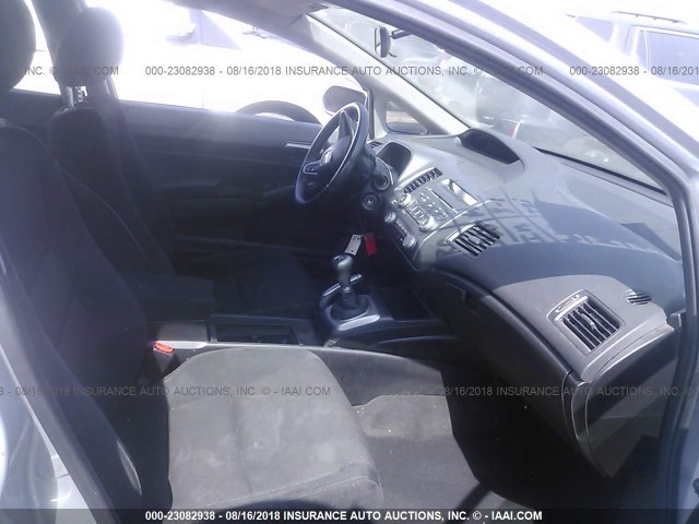 2HGFA1E60BH513422 - 2011 HONDA CIVIC LX-S Gümüş foto 5