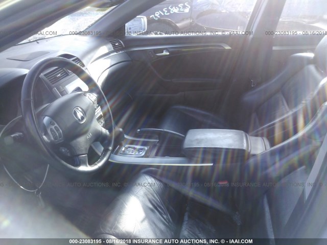 19UUA662X4A021210 - 2004 ACURA TL SILVER photo 5