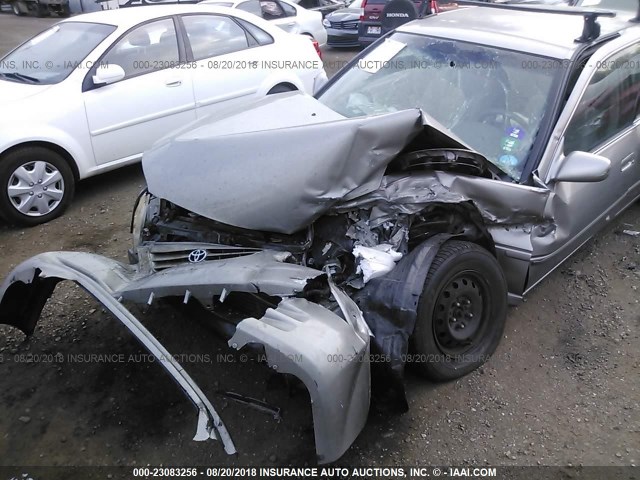 JT2BG22K4X0349275 - 1999 TOYOTA CAMRY LE/XLE 金色 照片 6