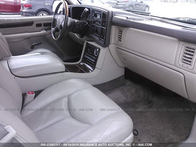 1GYEK63N63R171839 - 2003 CADILLAC ESCALADE LUXURY თეთრი ფოტო 5