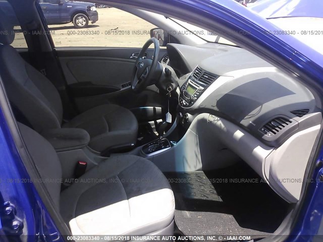 KMHCU4AEXDU570567 - 2013 HYUNDAI ACCENT GLS/SE BLUE photo 5