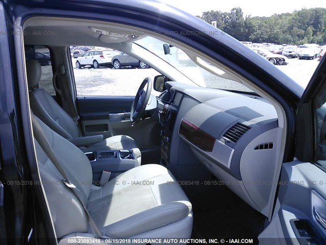 2A8HR54PX8R693358 - 2008 CHRYSLER TOWN & COUNTRY TOURING Dark Blue photo 5