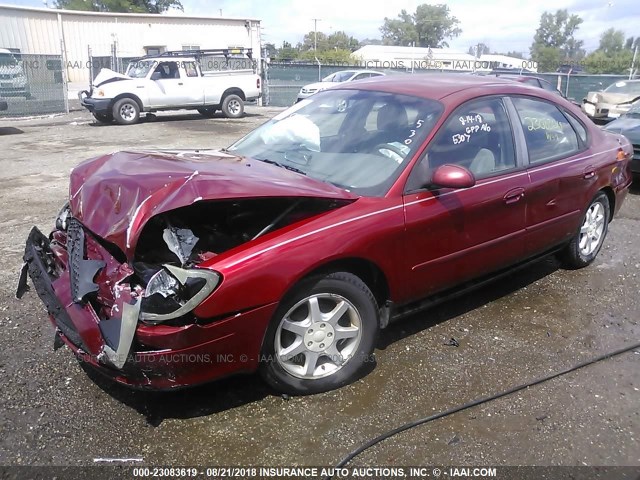 1FAFP5526YG145307 - 2000 FORD TAURUS SES RED photo 2