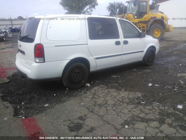 1GNDV23W67D216556 - 2007 CHEVROLET UPLANDER LS WHITE photo 4