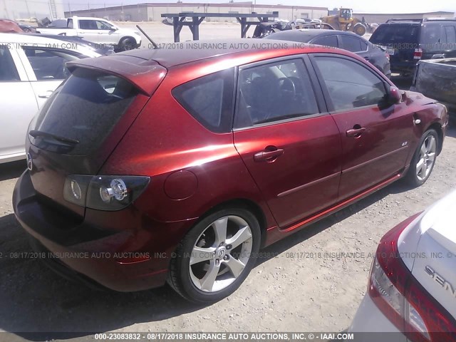 JM1BK344661457562 - 2006 MAZDA 3 HATCHBACK RED photo 4