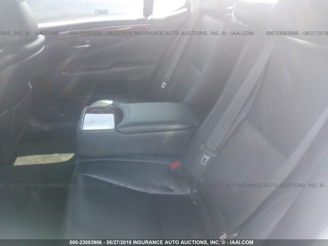 JTHGL46F175013618 - 2007 LEXUS LS 460L SILVER photo 8