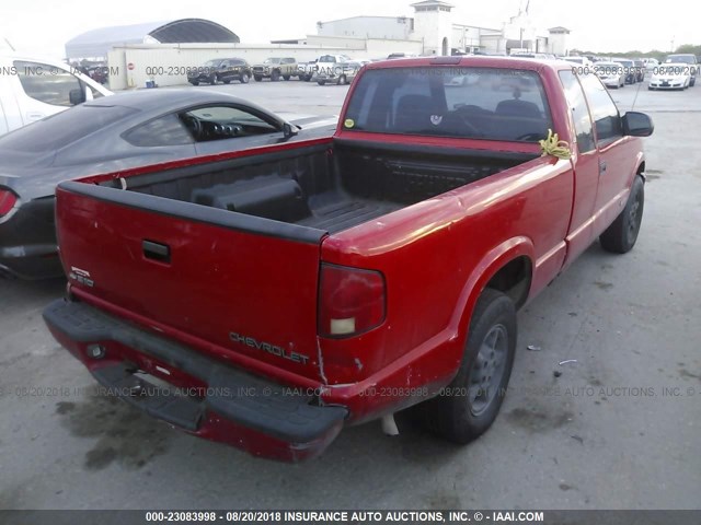 1GCDT19W218149874 - 2001 CHEVROLET S TRUCK S10 RED photo 4