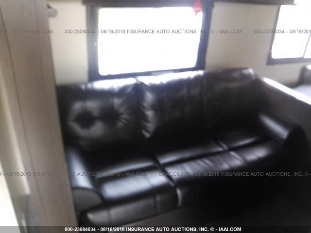 4X4TWDC22JA263726 - 2018 FOREST RIVER WILDWOOD  棕色 照片 7