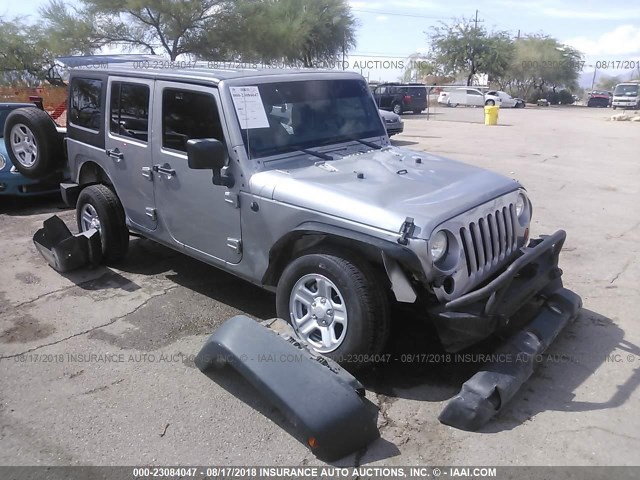 1C4BJWDGXDL687735 - 2013 JEEP WRANGLER UNLIMITE SPORT GRAY photo 6