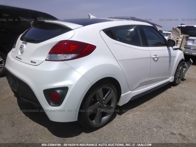 KMHTC6AE5FU232270 - 2015 HYUNDAI VELOSTER TURBO WHITE photo 4