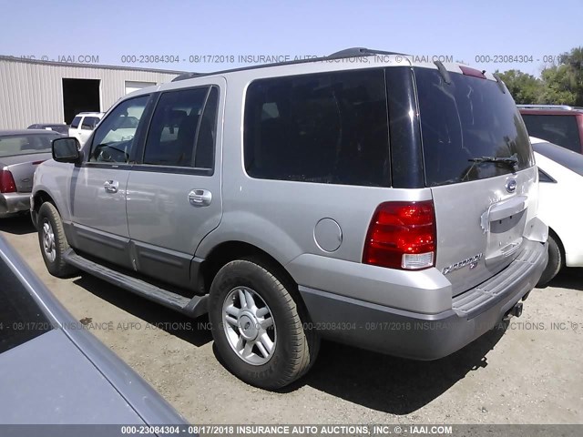 1FMPU16L94LB63188 - 2004 FORD EXPEDITION XLT SILVER photo 3