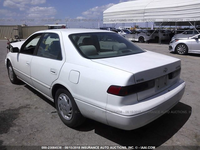 4T1BG22K6XU476993 - 1999 TOYOTA CAMRY CE/LE/XLE WHITE photo 3