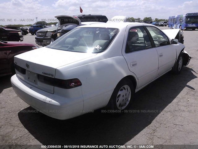 4T1BG22K6XU476993 - 1999 TOYOTA CAMRY CE/LE/XLE 白色 照片 4