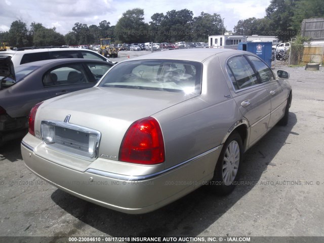 1LNHM82W55Y613002 - 2005 LINCOLN TOWN CAR SIGNATURE LIMITED TAN photo 4