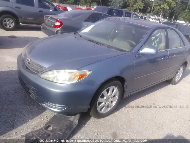 JTDBE32K120040990 - 2002 TOYOTA CAMRY LE/XLE/SE Mavi foto 2