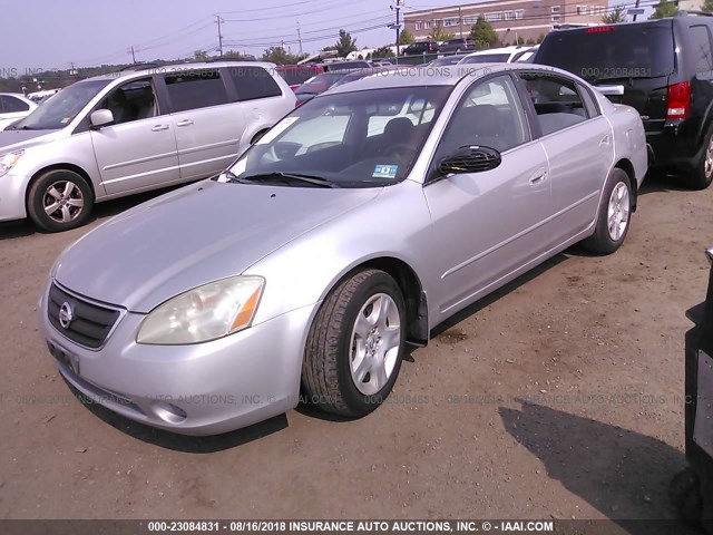 1N4AL11D32C104587 - 2002 NISSAN ALTIMA S/SL SILVER photo 2