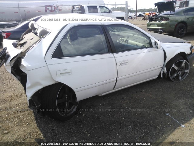 JT2BG22K3Y0439776 - 2000 TOYOTA CAMRY CE/LE/XLE 白色 照片 4