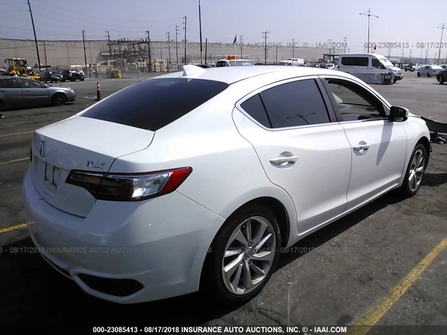 19UDE2F37HA000181 - 2017 ACURA ILX WATCH PLUS WHITE photo 4