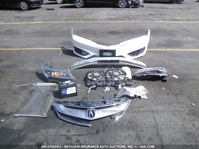 19UDE2F37HA000181 - 2017 ACURA ILX WATCH PLUS WHITE photo 6