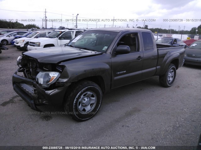 5TFTU4GNXDX037239 - 2013 TOYOTA TACOMA PRERUNNER ACCESS CAB Dark Brown photo 2