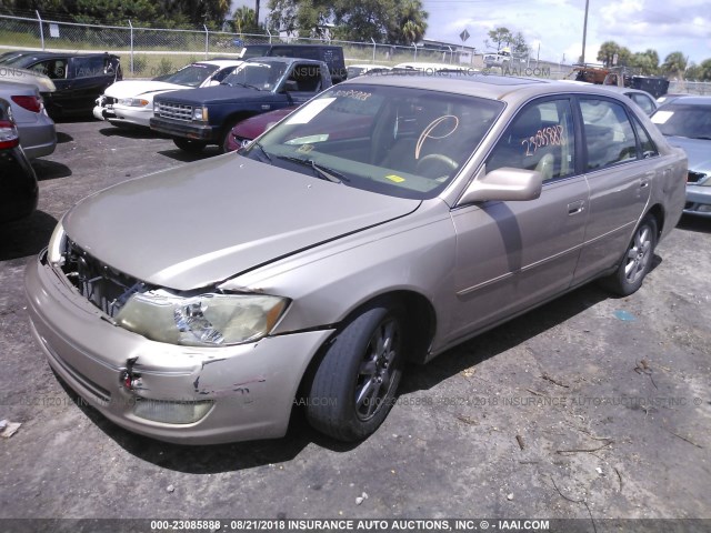 4T1BF28BXYU038778 - 2000 TOYOTA AVALON XL/XLS GOLD photo 2