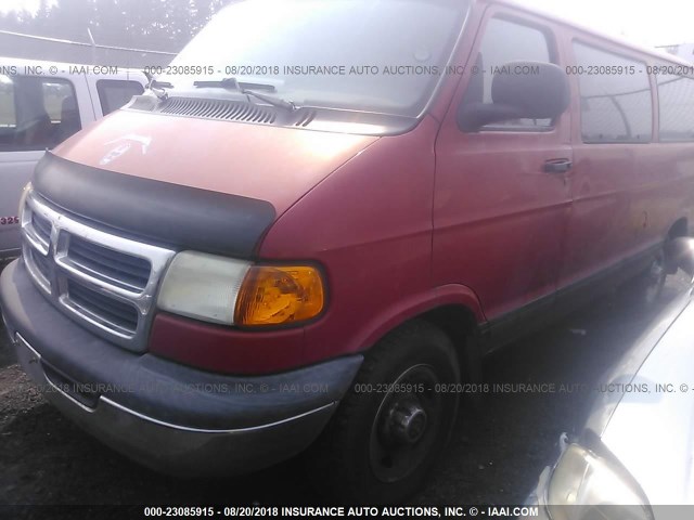 2B5WB25Z8XK552077 - 1999 DODGE RAM WAGON B2500 RED photo 2