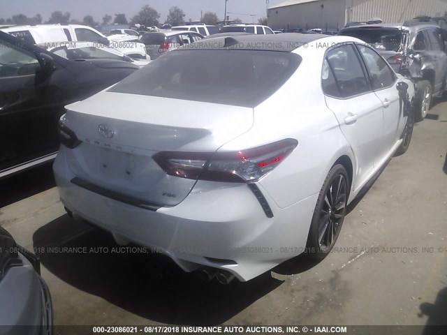 4T1BZ1HKXJU010096 - 2018 TOYOTA CAMRY XSE/XLE Ağ foto 4