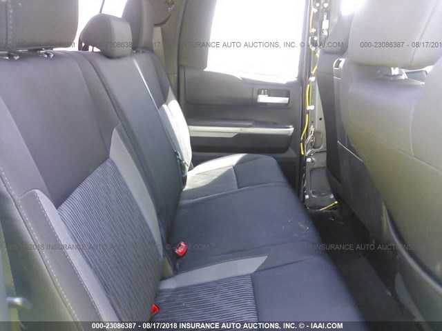5TFRY5F16HX225832 - 2017 TOYOTA TUNDRA DOUBLE CAB SR/SR5 GRAY photo 8
