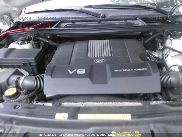 SALMP1E46CA368284 - 2012 LAND ROVER RANGE ROVER AUTOBIOGRAPHY WHITE photo 10