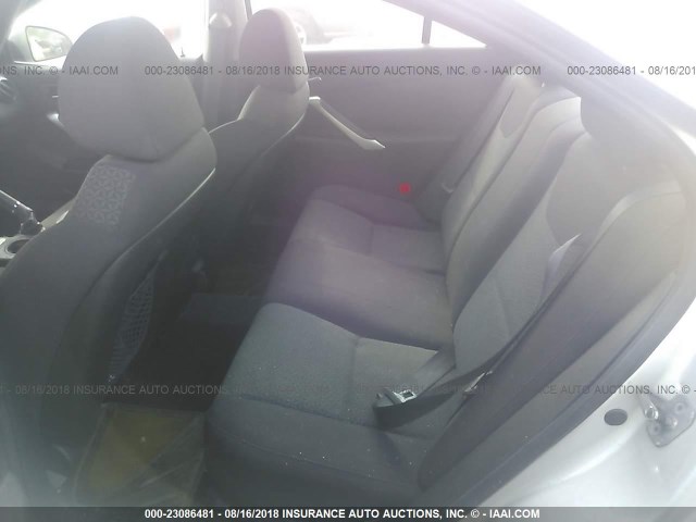 1G2ZA5E05A4116271 - 2010 PONTIAC G6 SILVER photo 8