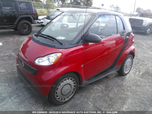 WMEEJ3BA3DK670664 - 2013 SMART FORTWO PURE/PASSION RED photo 2