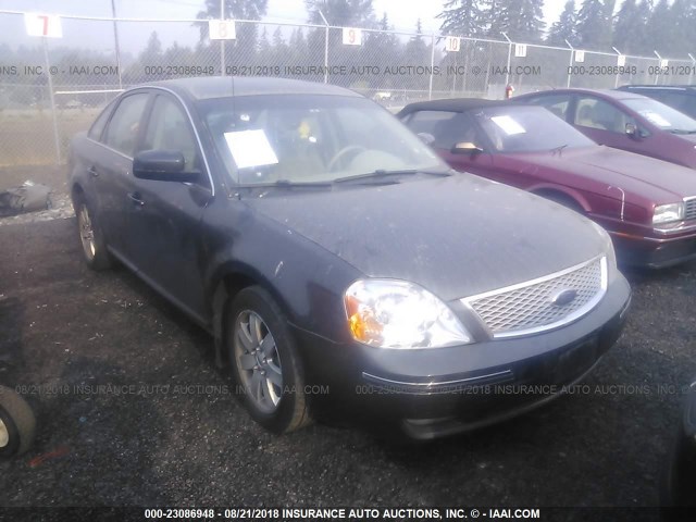 1FAFP24197G105342 - 2007 FORD FIVE HUNDRED SEL GRAY photo 1