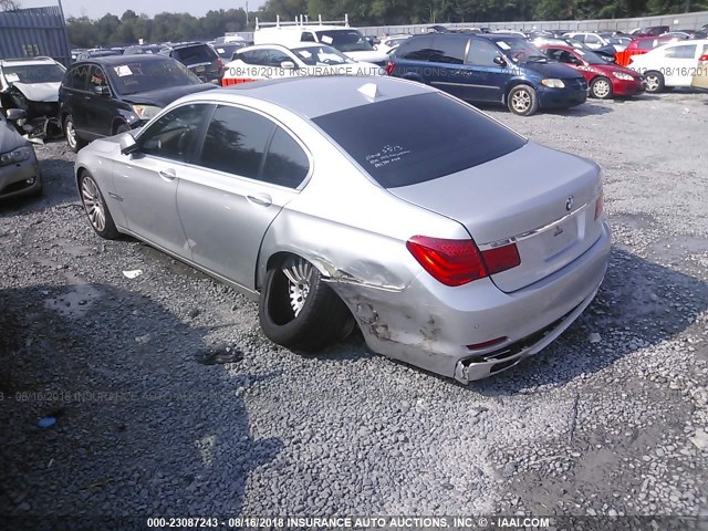 WBAKA83579CY35131 - 2009 BMW 750 I SILVER photo 3