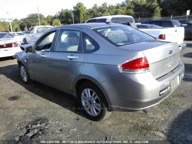 1FAHP35N28W268163 - 2008 FORD FOCUS SE/SEL/SES SILVER photo 3