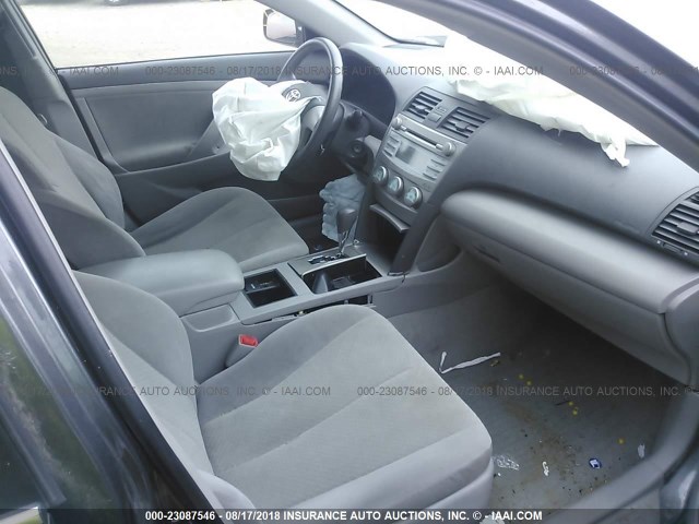 4T1BE46K77U146162 - 2007 TOYOTA CAMRY NEW GENERAT CE/LE/XLE/SE GRAY photo 5