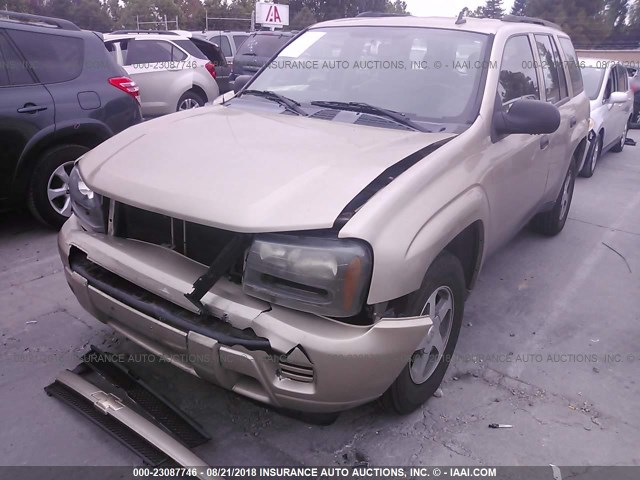 1GNDS13S462129460 - 2006 CHEVROLET TRAILBLAZER LS/LT GOLD photo 2