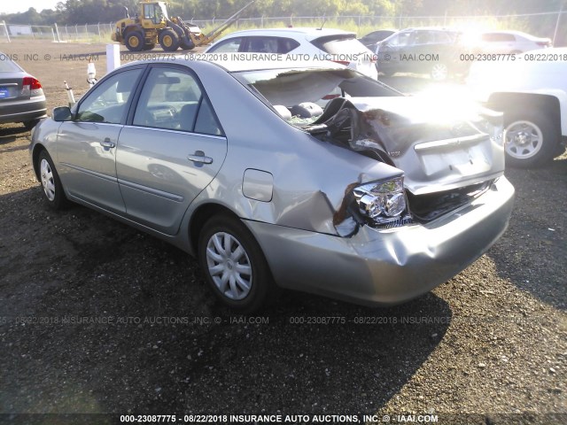 4T1BE32K95U600702 - 2005 TOYOTA CAMRY LE/XLE/SE 银色 照片 3