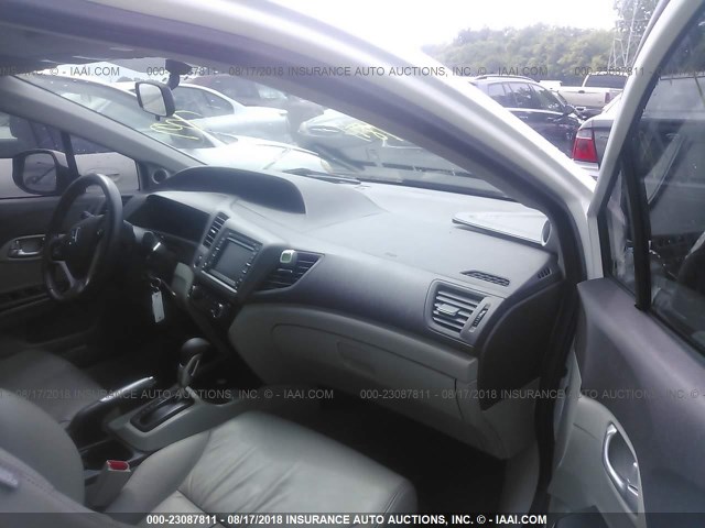 19XFB2F95CE069557 - 2012 HONDA CIVIC EXL WHITE photo 5