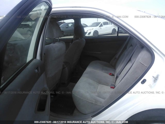 4T1BF30K52U006684 - 2002 TOYOTA CAMRY LE/XLE/SE 白色 照片 8