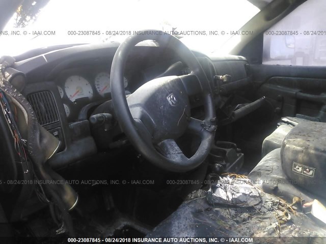 3D7KS28C05G819290 - 2005 DODGE RAM 2500 ST/SLT 黑色 照片 5