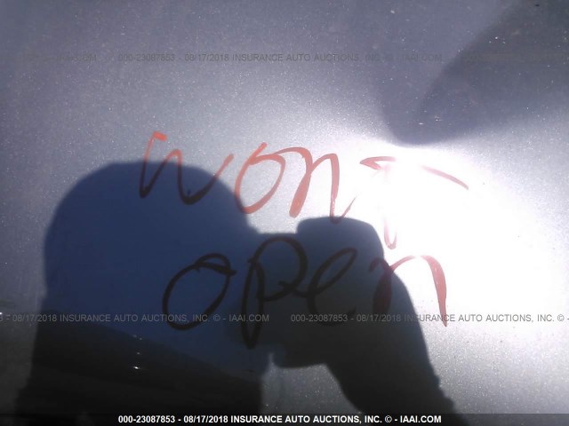 4T1BF1FK0GU175143 - 2016 TOYOTA CAMRY LE/XLE/SE/XSE 黑色 照片 10