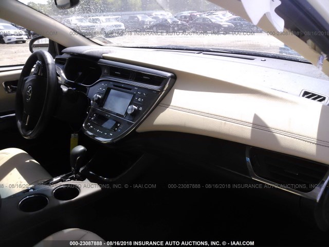 4T1BK1EB1JU284991 - 2018 TOYOTA AVALON XLE PLUS/PREMIUM/TOUR/LTD WHITE photo 5