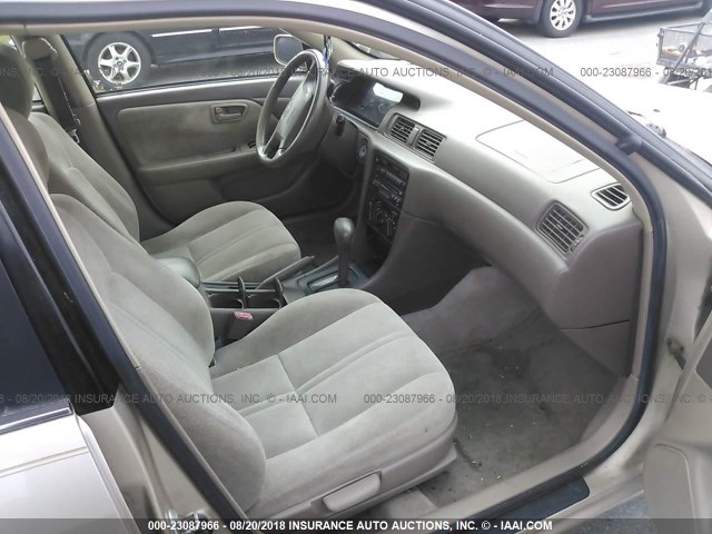 4T1BG22K0VU795948 - 1997 TOYOTA CAMRY CE/LE/XLE 米色 照片 5