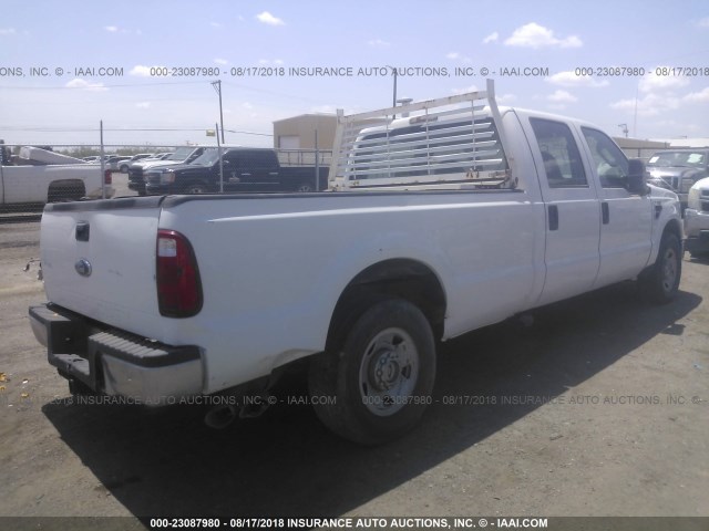 1FTWW30R58EB43730 - 2008 FORD F350 SRW SUPER DUTY WHITE photo 4