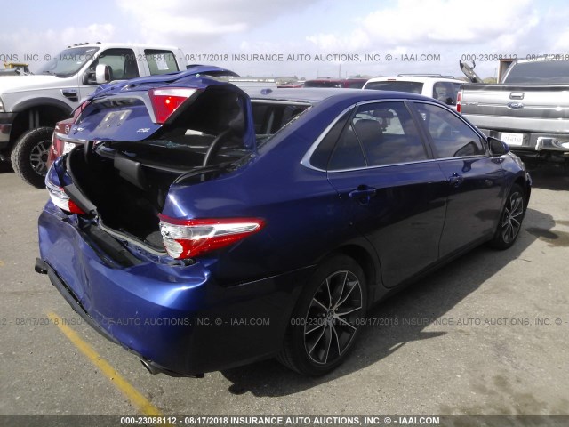 4T1BF1FK7FU915382 - 2015 TOYOTA CAMRY LE/XLE/SE/XSE 蓝色 照片 4