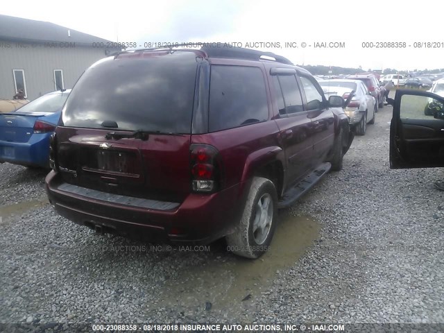 1GNET16S566130297 - 2006 CHEVROLET TRAILBLAZER EXT LS/EXT LT MAROON photo 4