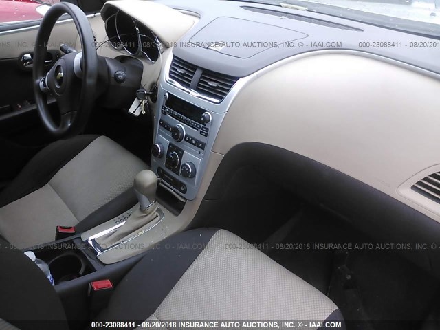 1G1ZB5E12BF107897 - 2011 CHEVROLET MALIBU LS Qəhvəyi foto 5